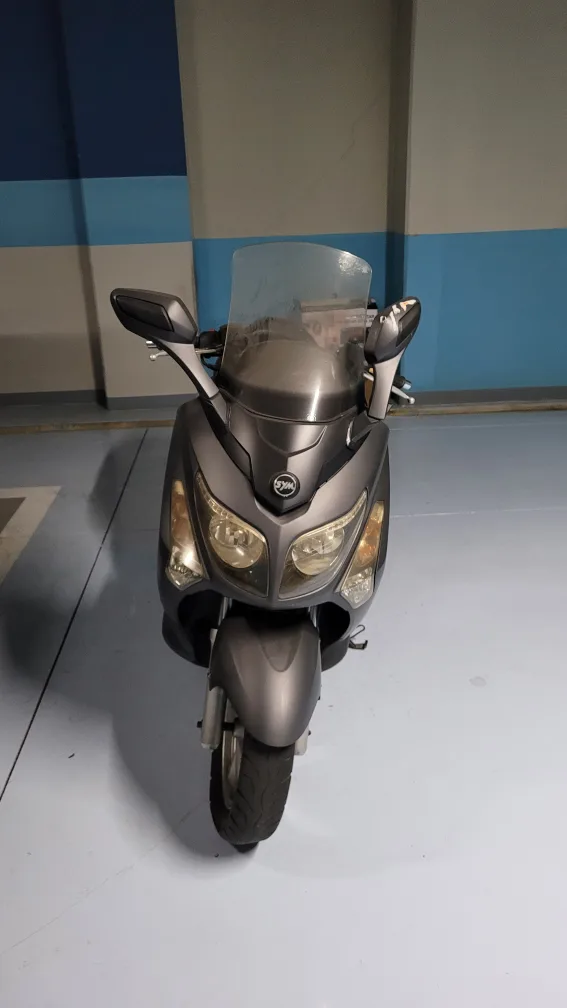 중고로 구입 후 2년 방치 보이저 125