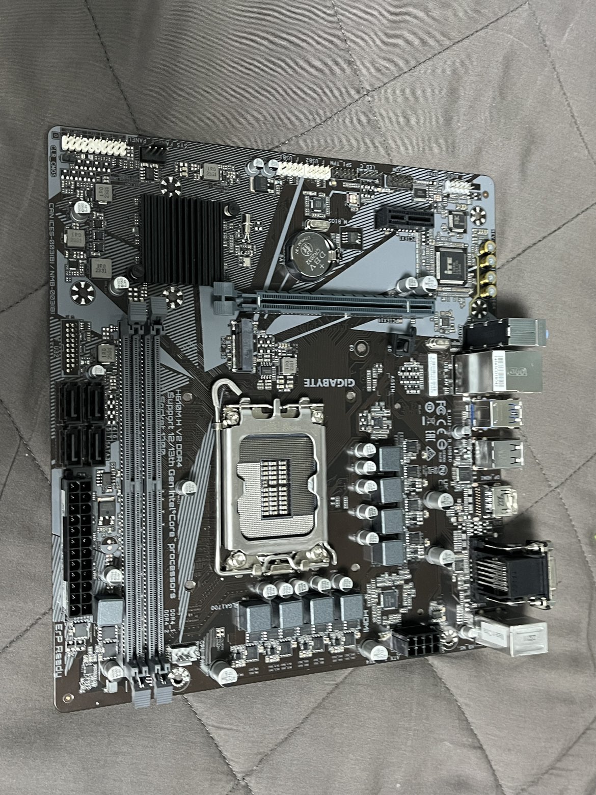 기가바이트 H610M H V2 ... | 당근 중고거래