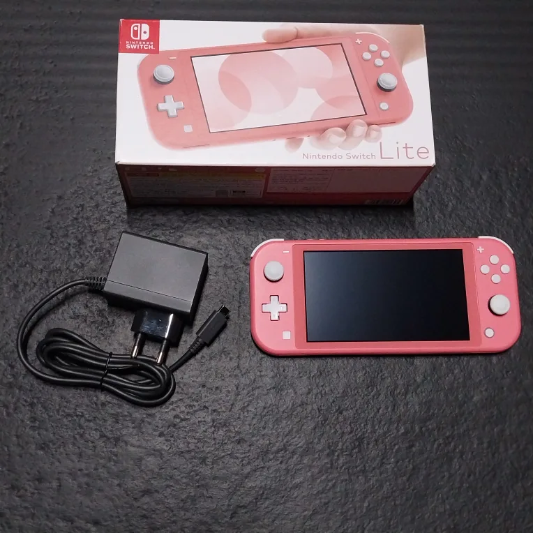 난텐도 스위치 라이트 코랄