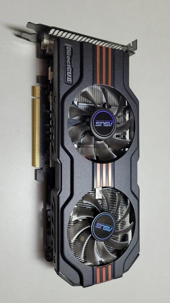 (중고) ASUS GTX 560 Ti DirectCU II TOP 1GD5