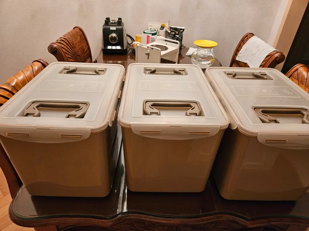 LG 김치통 3개(중고)