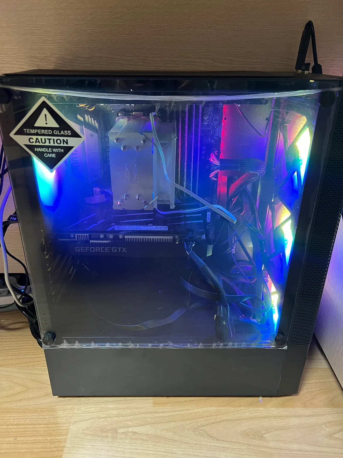 컴퓨터 팝니다 (모니터+본체)