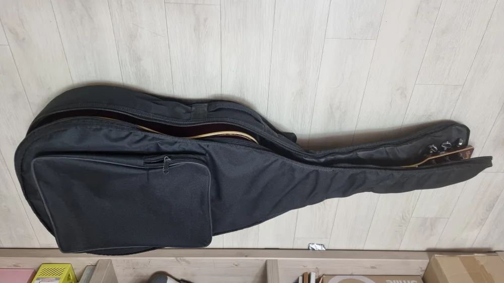 중고 기타 저렴히 판매합니다