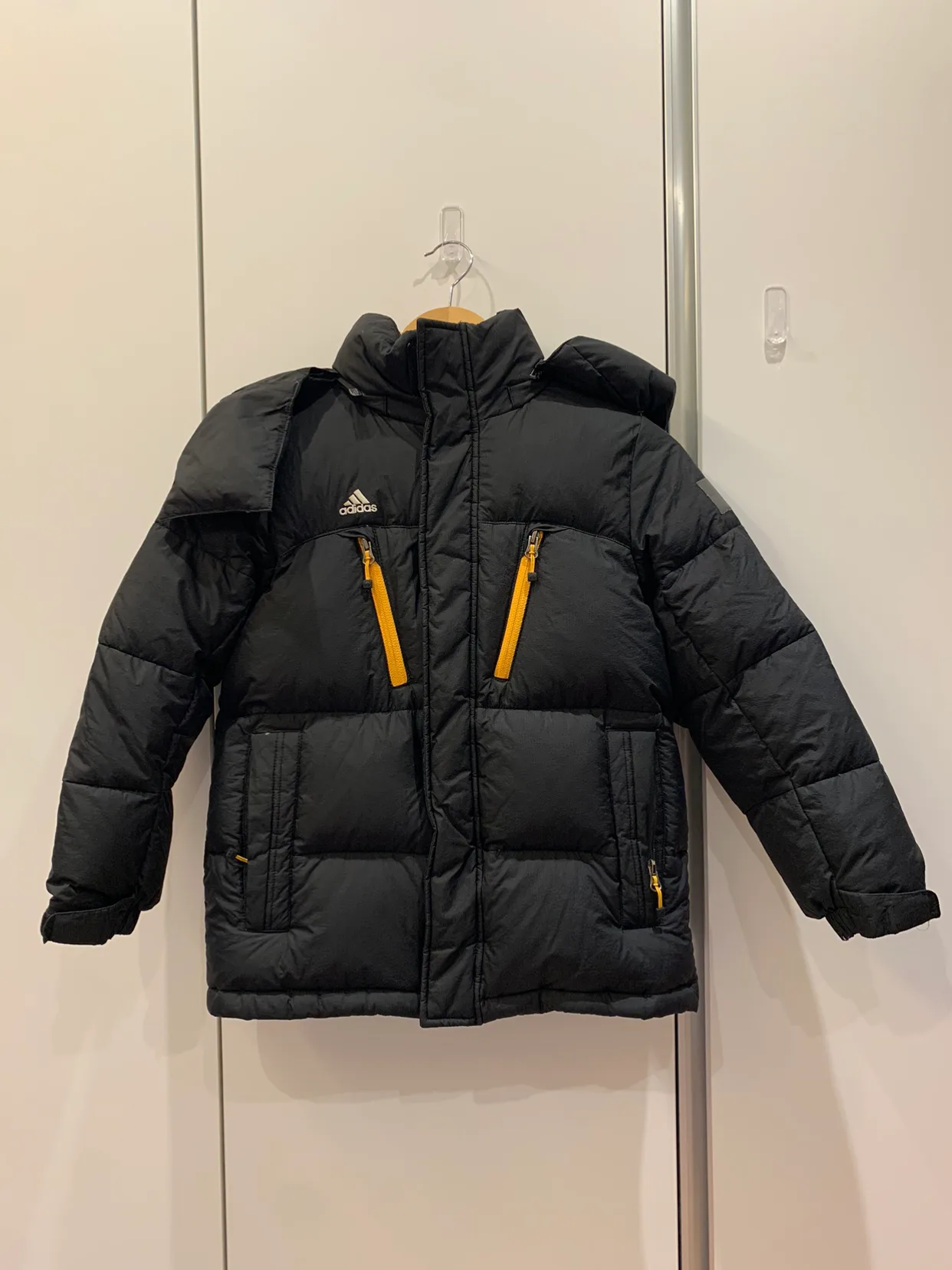 아디다스 오리털 숏패딩 10/14