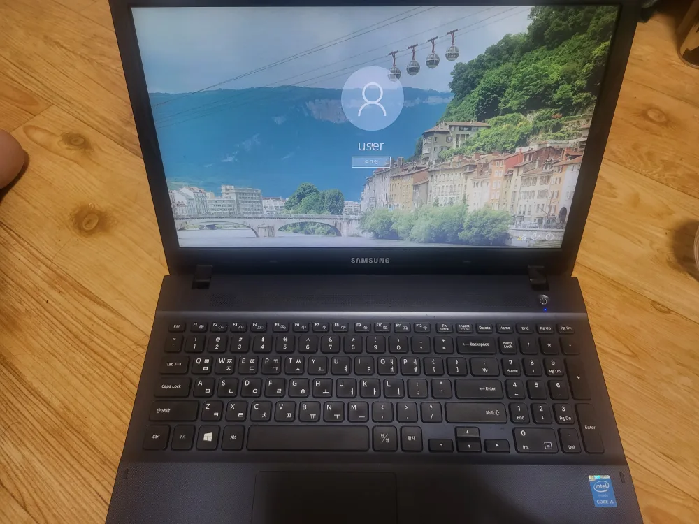 삼성 중고 노트북 NT270E5Q