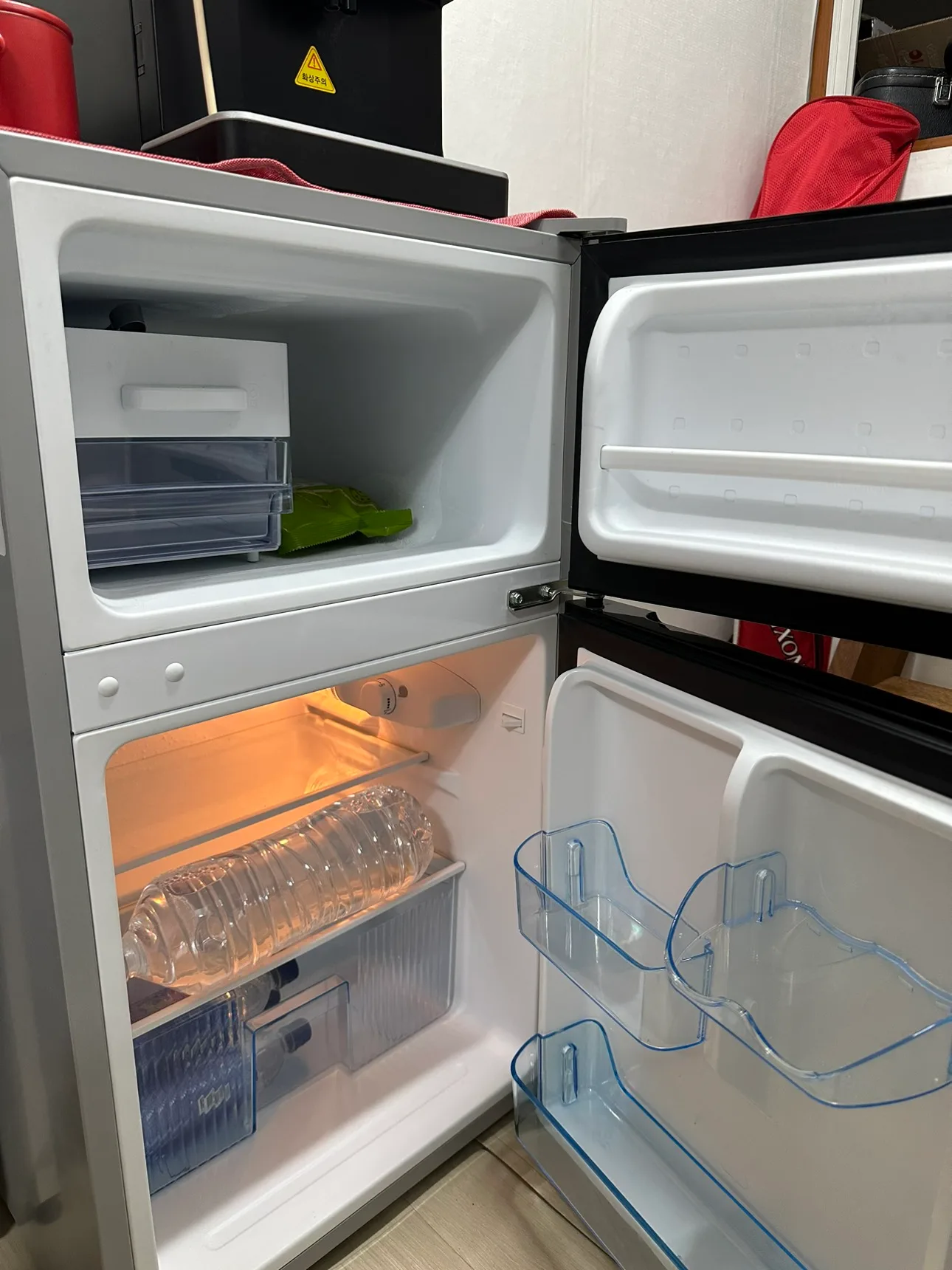 소형냉장고 팝니다(23일 중고가전 넘김)