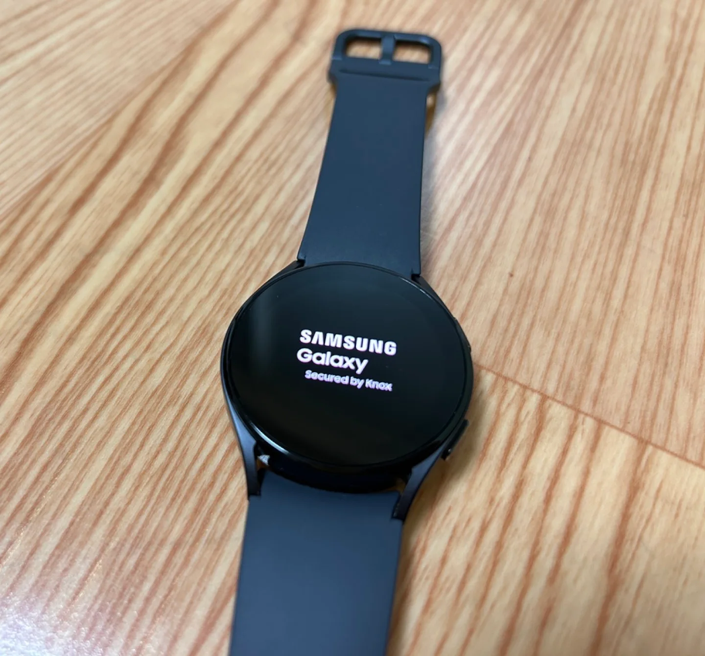 갤럭시워치5 40mm 판매합니다.