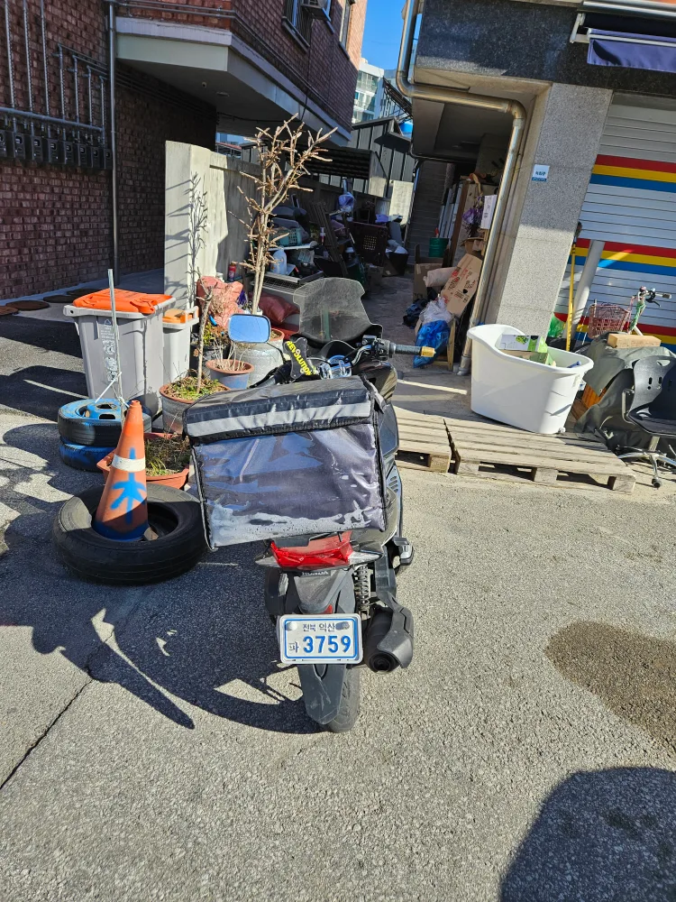 pcx125 오토바이 중고거래 팝니다.