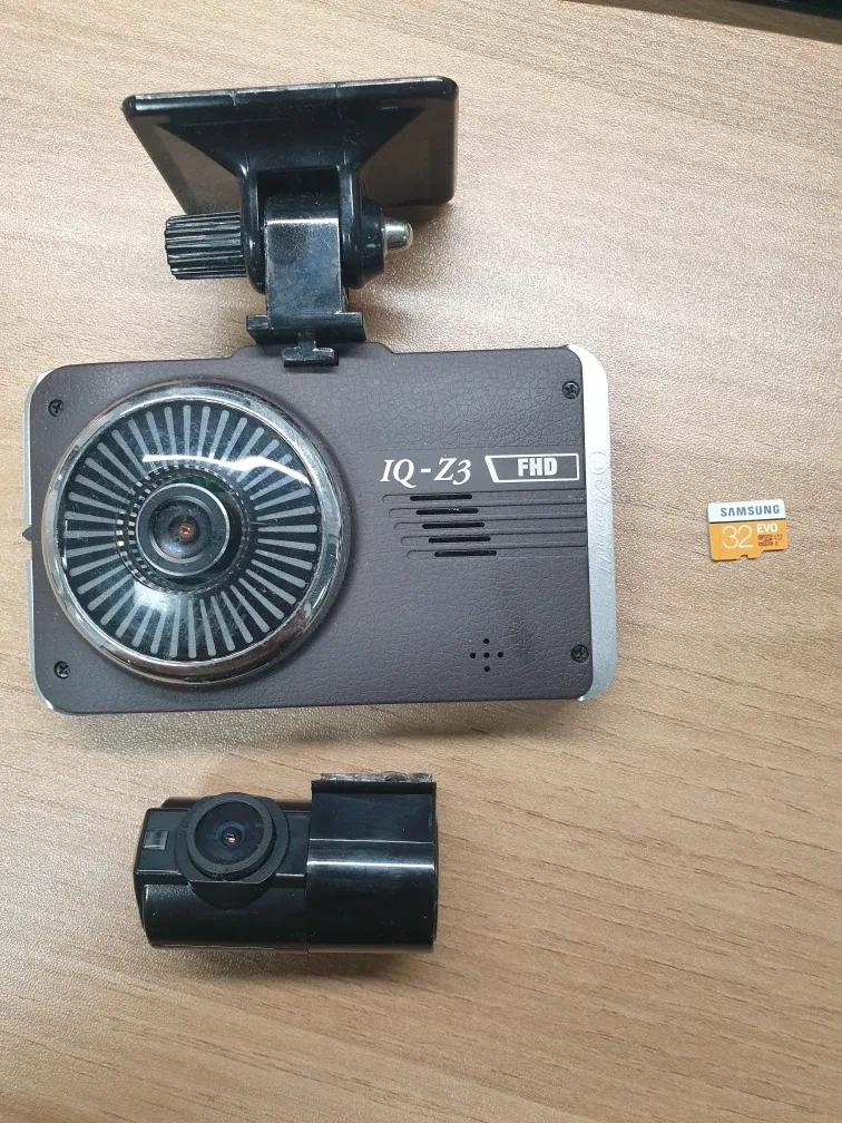 블랙박스 IQ-Z3 FHD 중고 판매