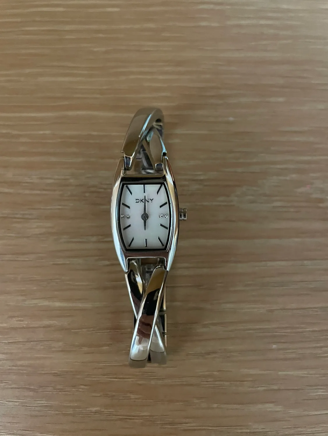 Dkny 여성시계