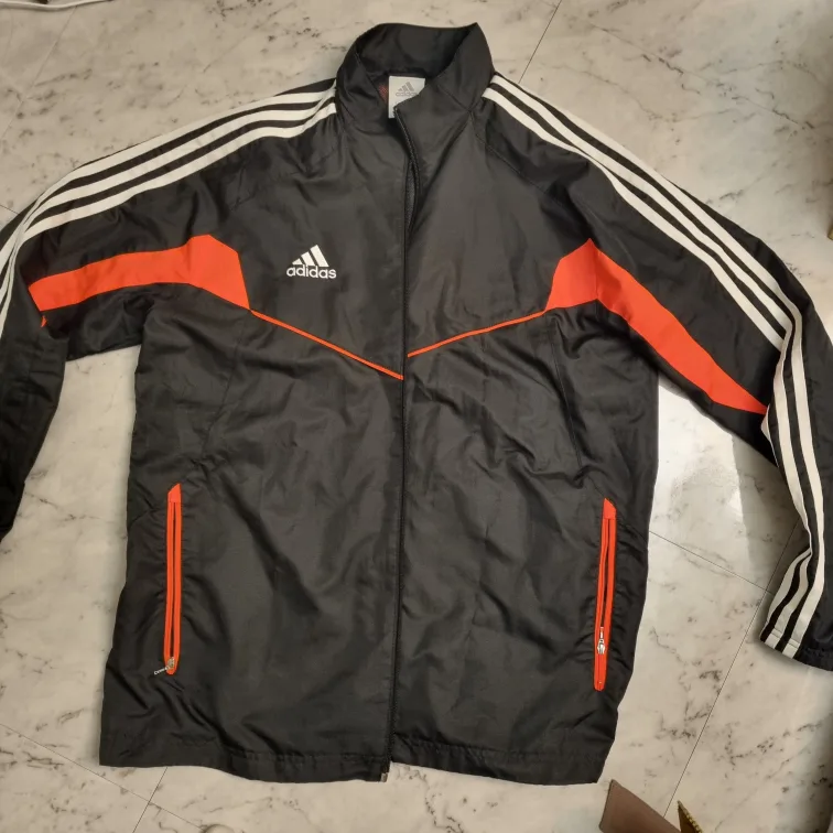 아디다스 바람막이 중고 105