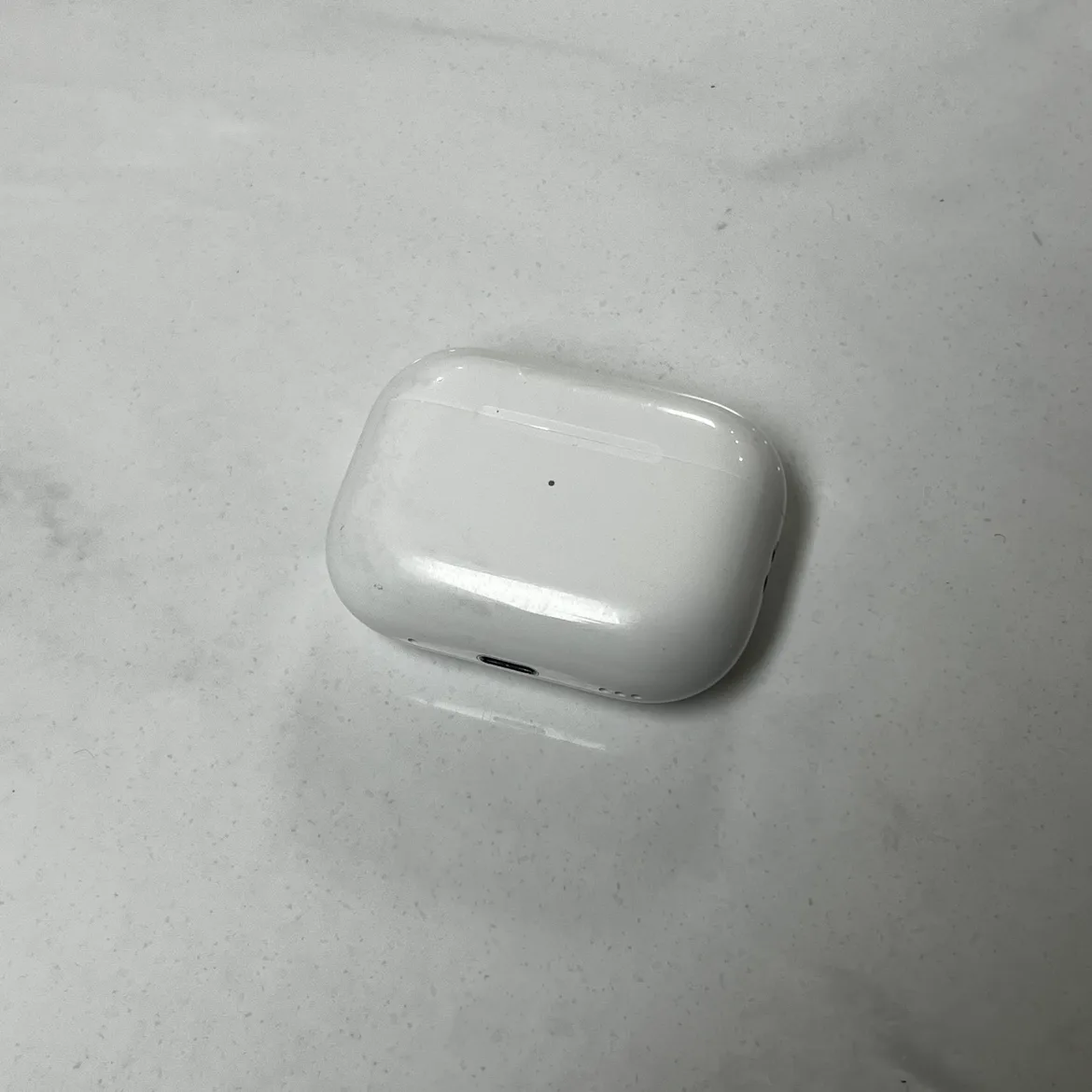 에어팟 2 본체 중고 팝니다~!