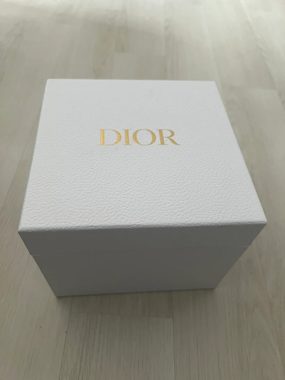 디올 프레스티지 세럼과 크림입니다(반가격)