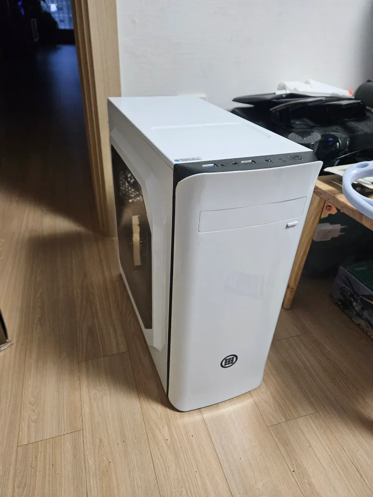 중고 컴퓨터 판매 (저장장치, 윈도우 미포함)