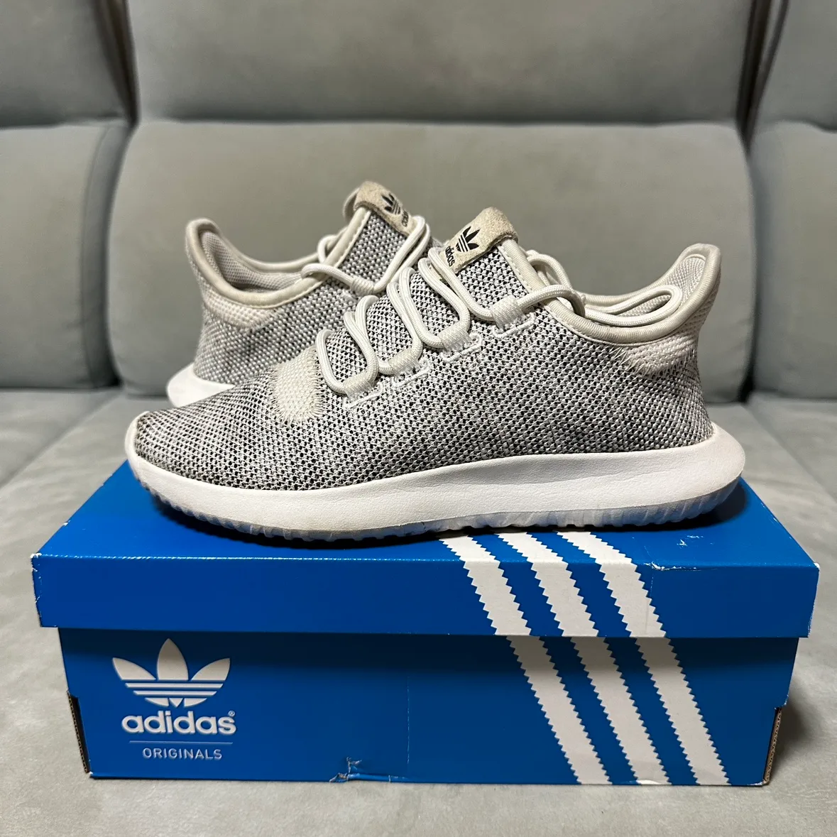 [중고]아디다스 튜블라 쉐도우 니트 화이트 225