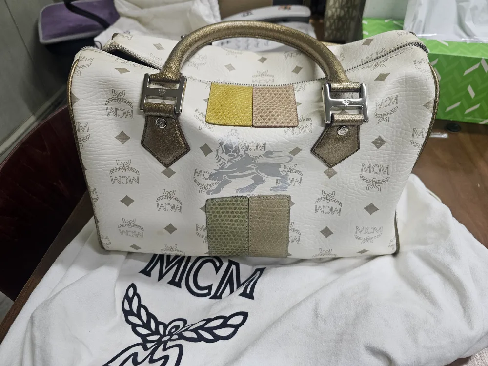 MCM보스턴백
