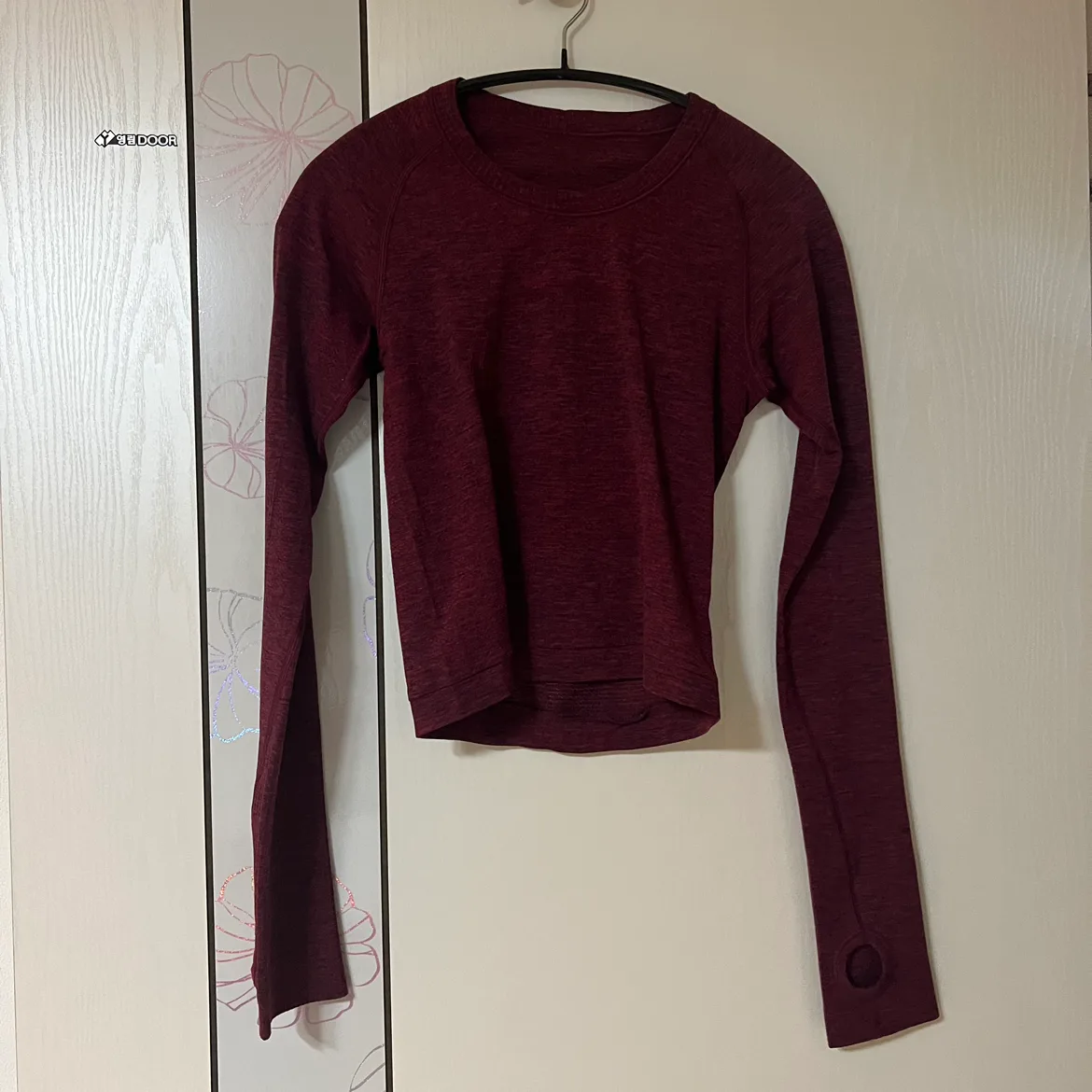 중고제품) 룰루레몬 운동복 운동티 스위프틀리 swiftly 4사이즈