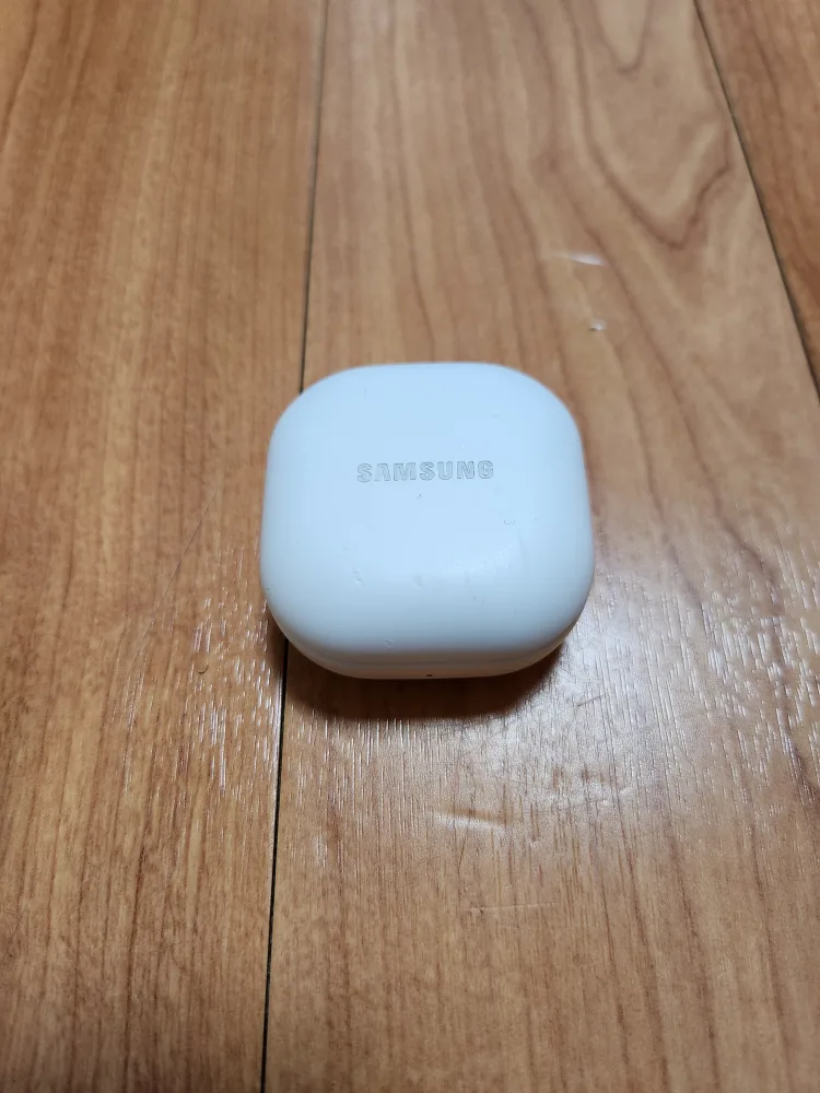 중고 버즈 2 프로 팔아요