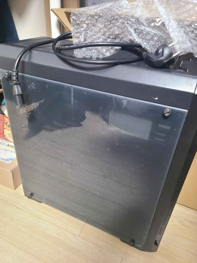 중고 게이밍 컴퓨터 팝니다