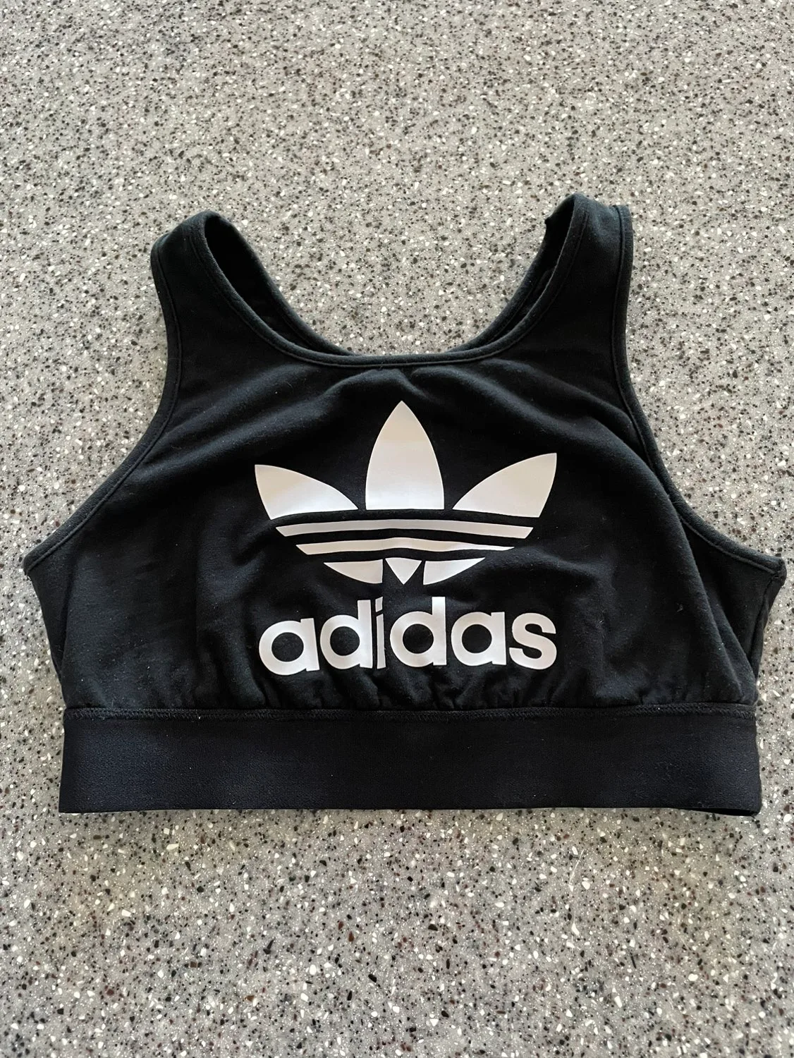 아디다스 트레포일 브라탑