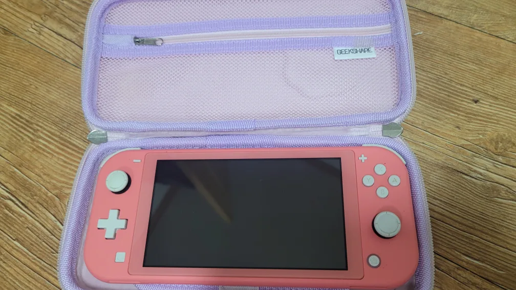 스위치 라이트 코랄 중고판매 파우치 그냥 드림