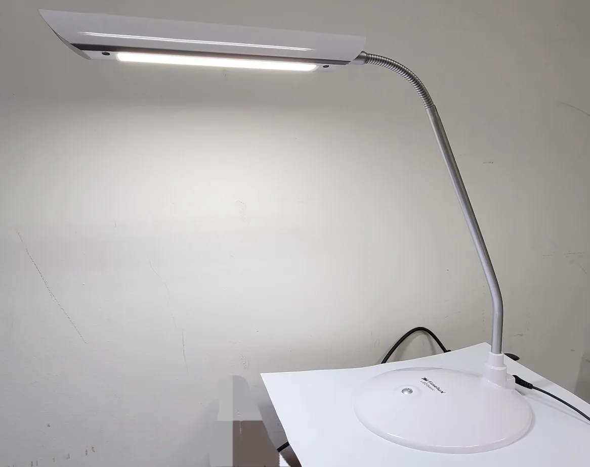 중고) 3M LED 스탠드