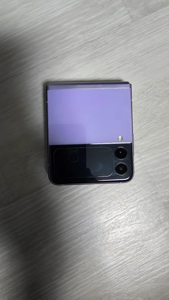 삼성플립3  256G 라벤더색 중고 팝니다