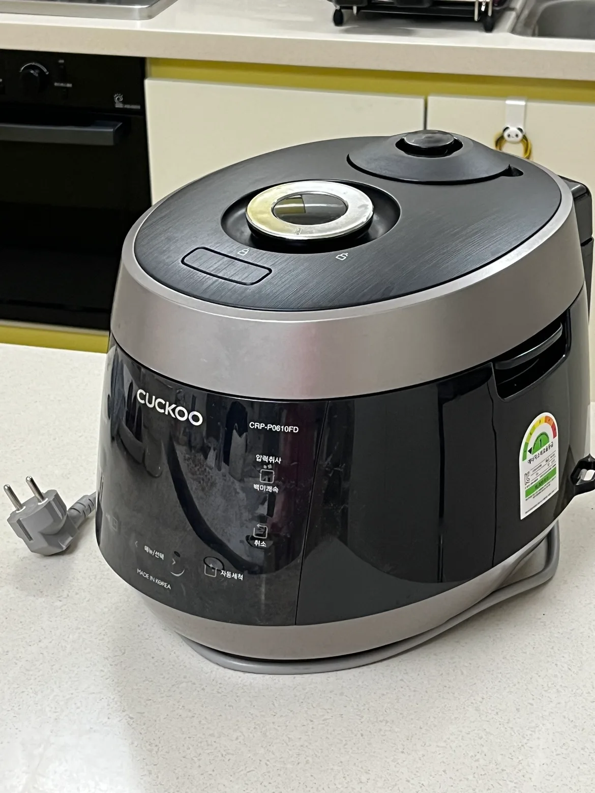 쿠쿠 전기보온밥솥 CRP-P0610FD