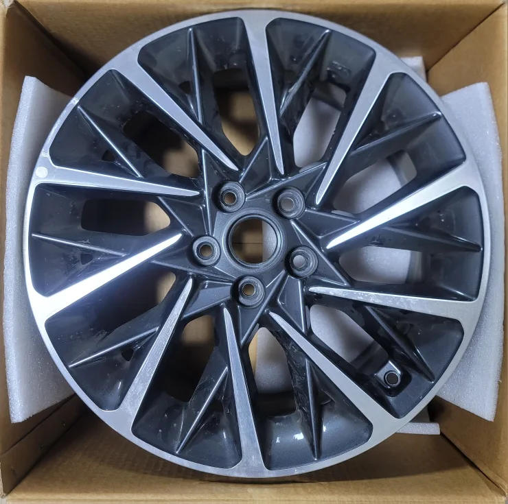 쏘나타 DN8 센슈어스 2021년 7월 생산 18인치 휠 1EA 중고 판매 합니다.