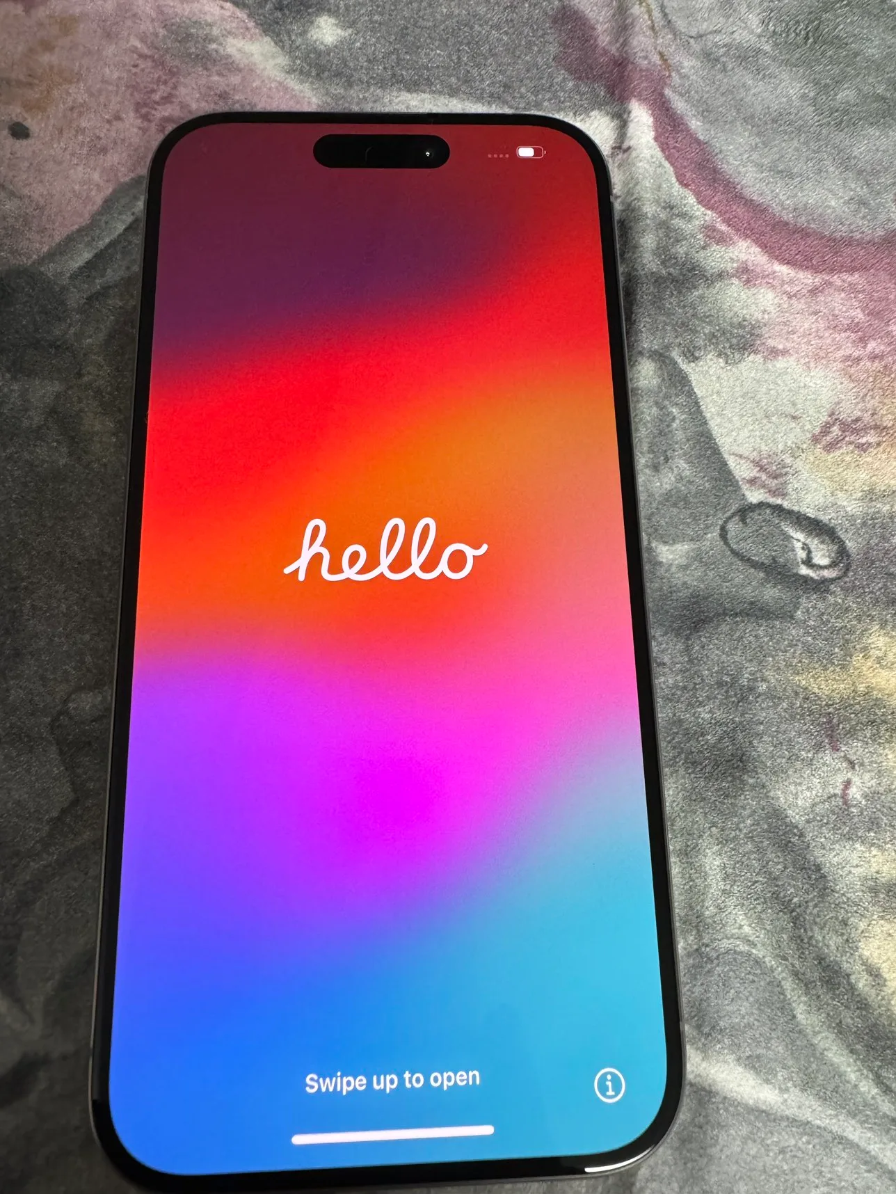 아이폰 15프로 128기가 네츄럴티타늄