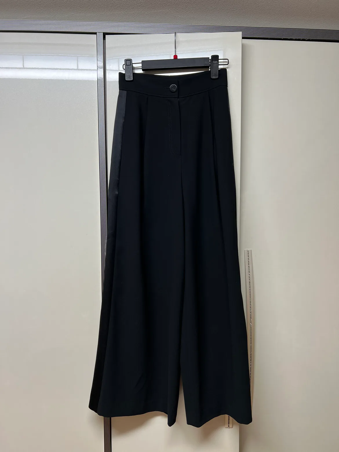 ?(한번착용) 럭키슈에뜨 LUCKY CHOUETTE 하이웨스트 슬랙스 허리 24사이즈