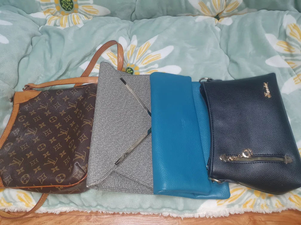 중고가방 팝니다