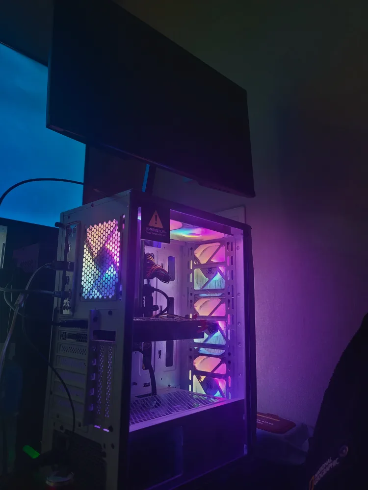 컴퓨터 모니터 판매합니다.