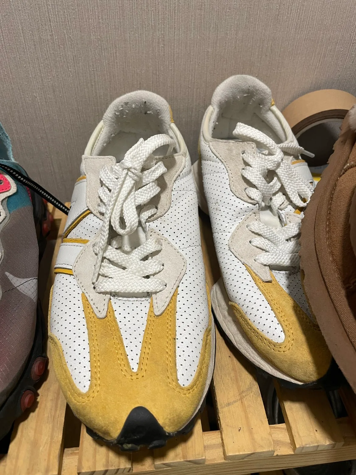 뉴발란스 프라이머리 노랑 260 (중고)