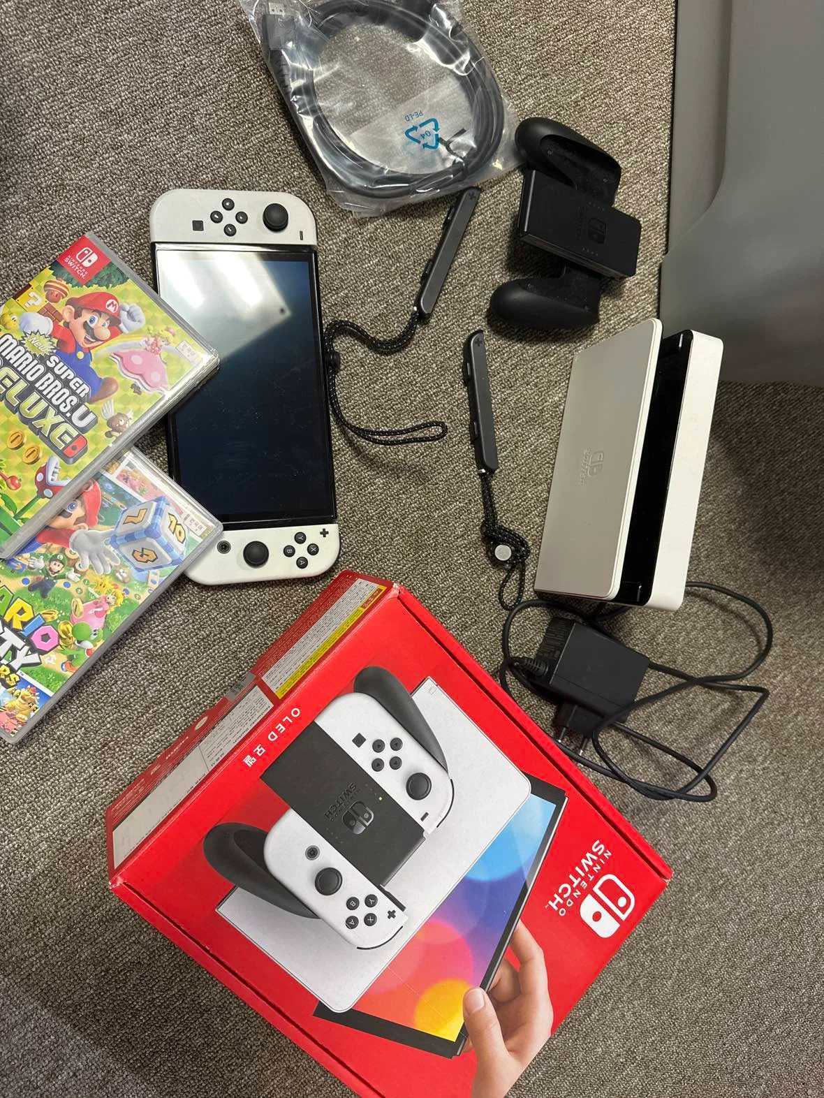 닌텐도 스위치 OLED 중고 팝니다