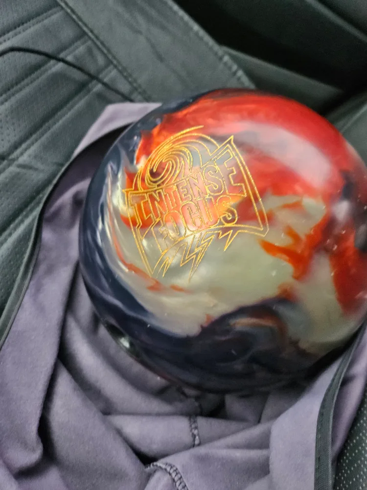 중고 볼링공 팔아요 15파운드