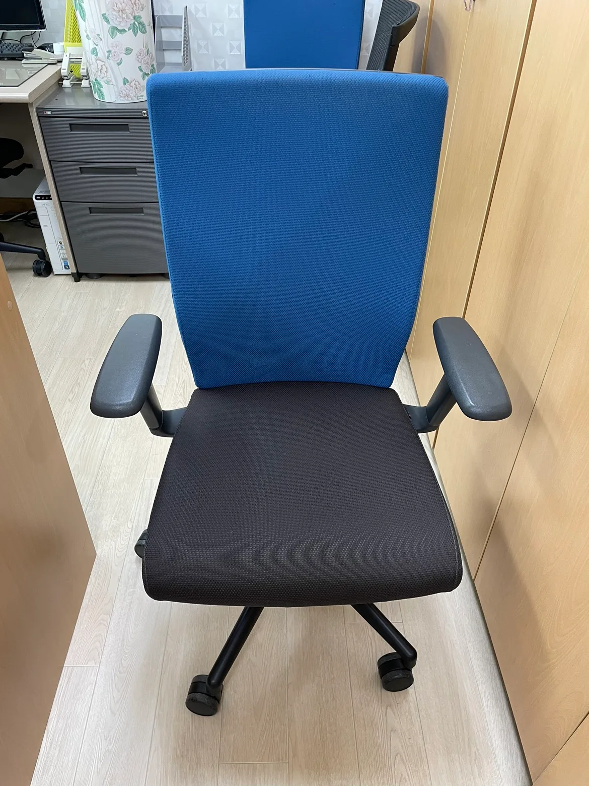 사무실 의자 무료나눔합니다^^