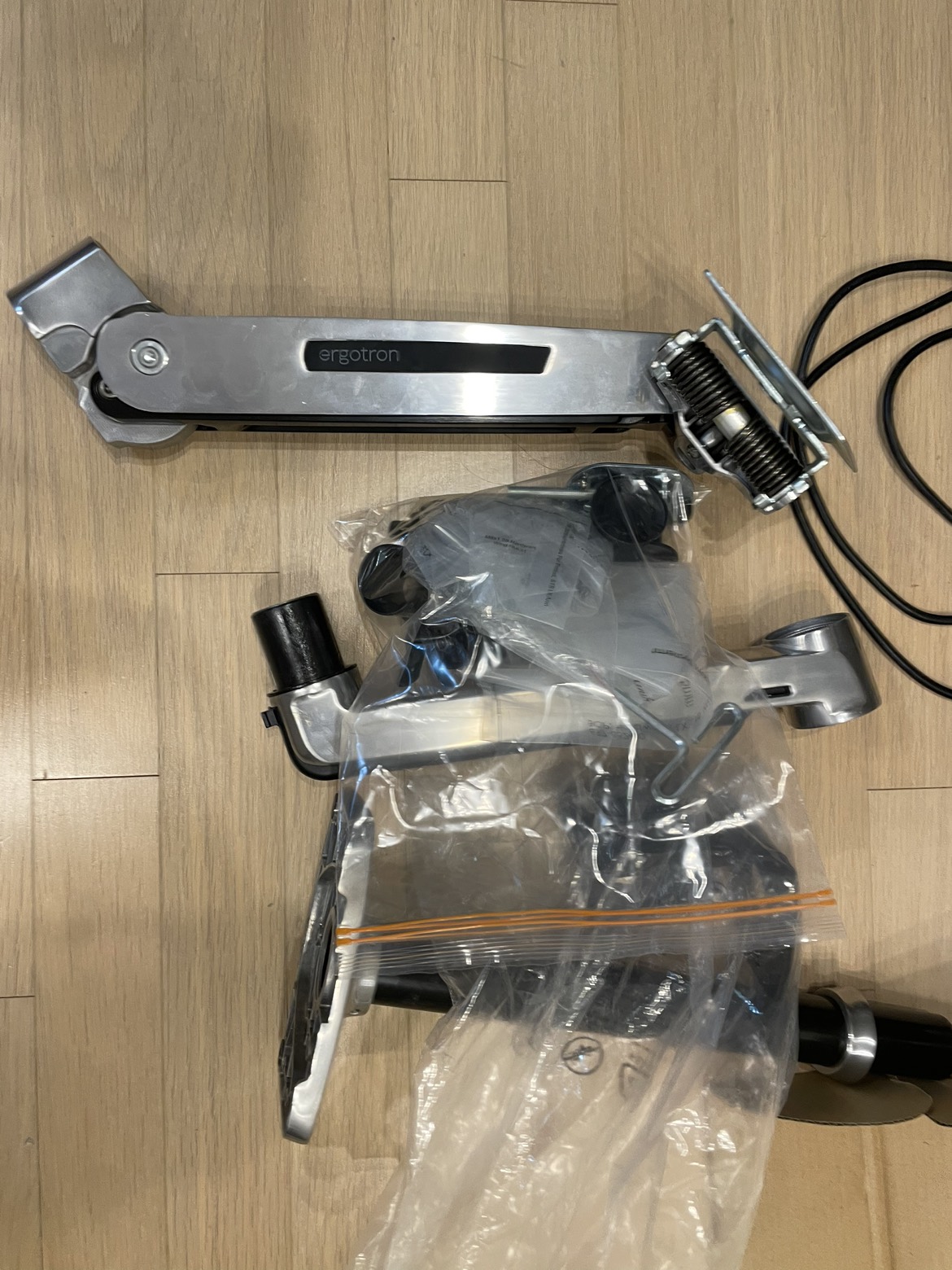 어고트론 ergotron lx hd-sit stand