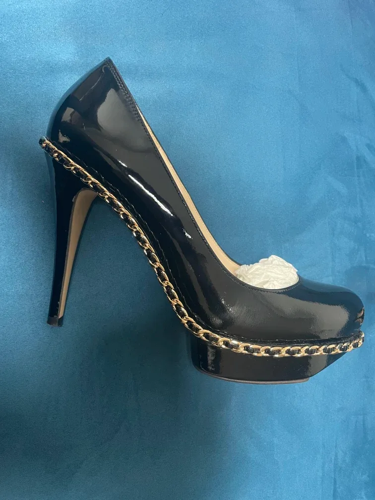 지니킴 블랙 펌프스 체인 하이힐 구두245