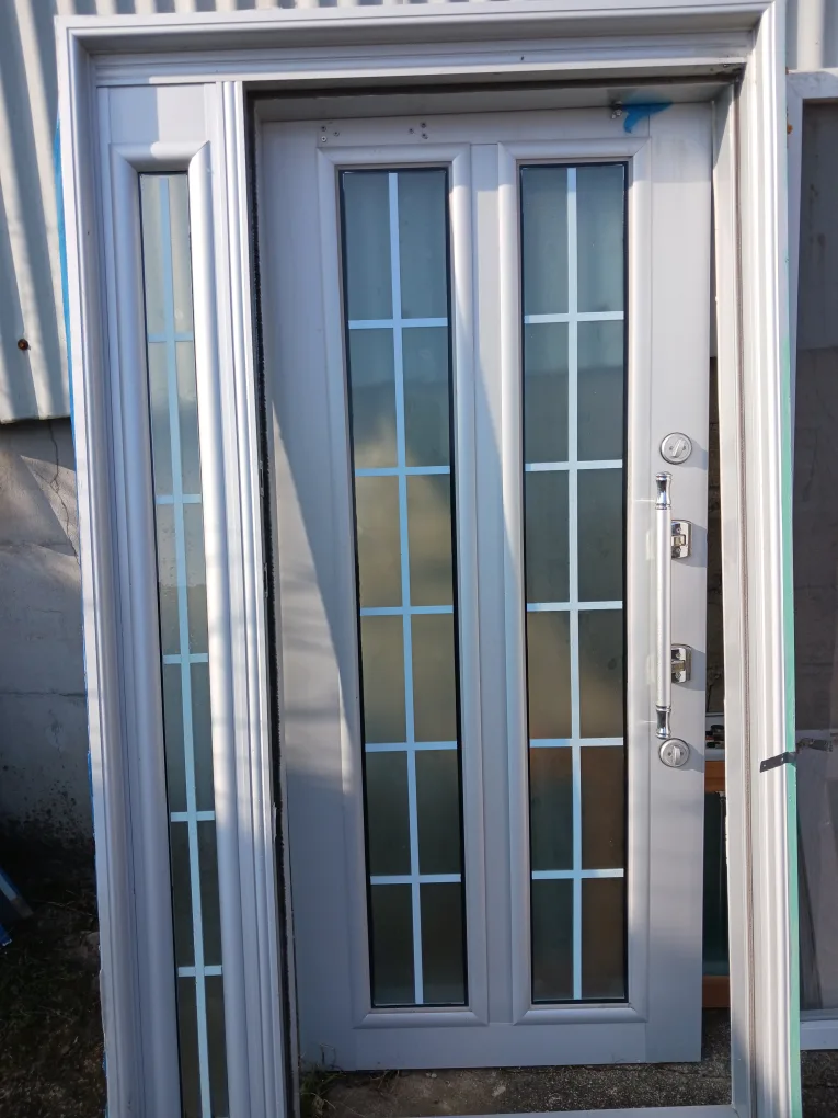 1,중고 현관문 샷시포함