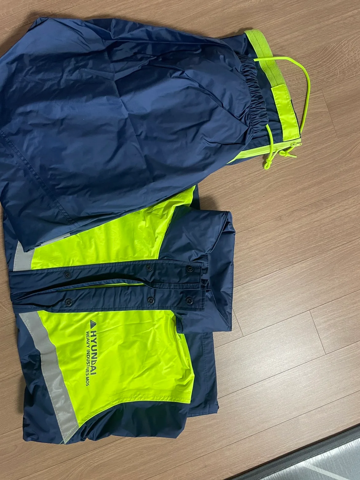 현대중공업 우의 중고 판매합ㄴ자