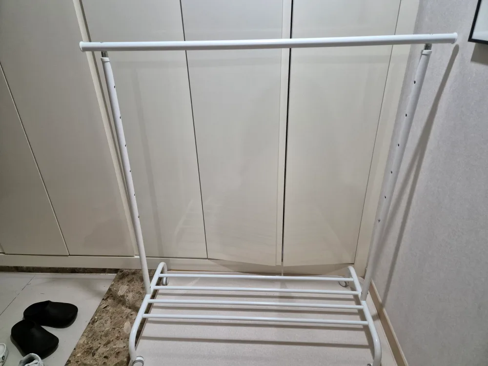 이케아 행거 중고 싸게내놔요