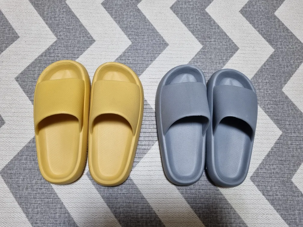 실내화 230mm 입니다.