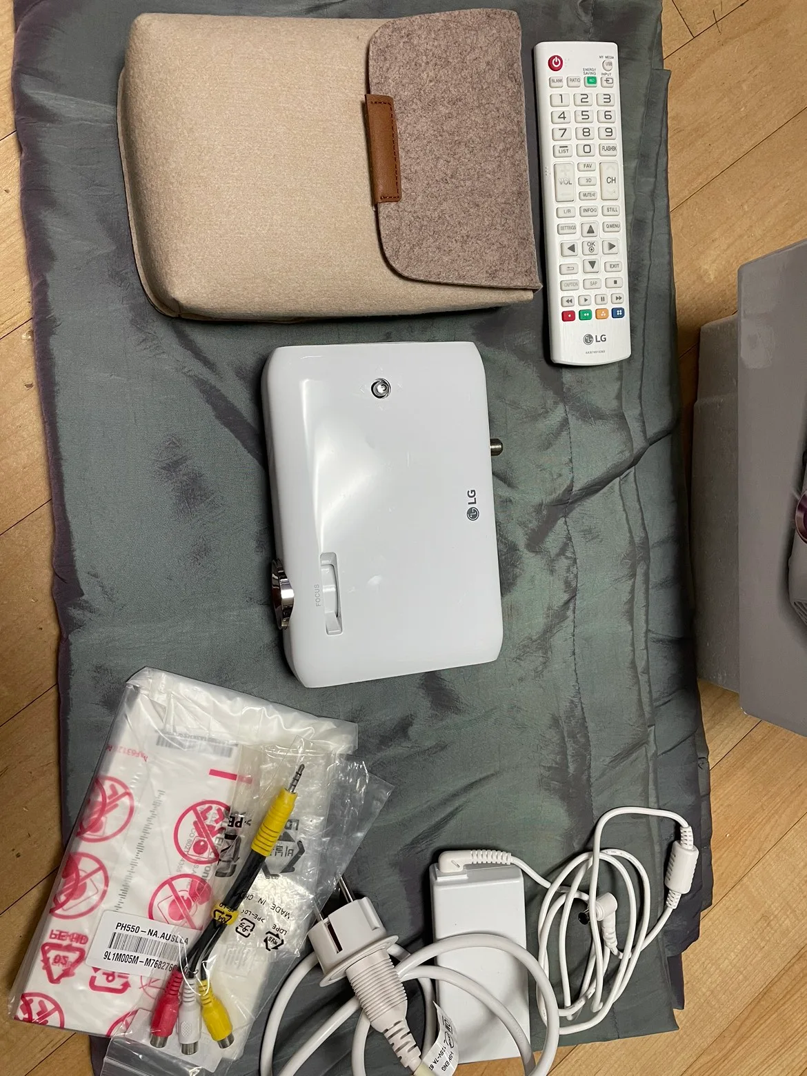 LG 씨네빔 중고상품