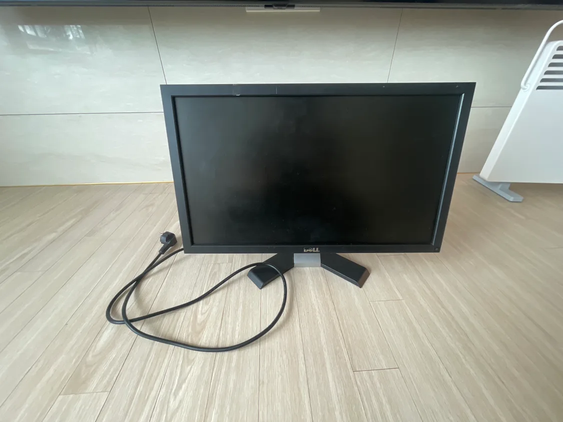 21인치 중소기업 중고모니터 나눔합니다