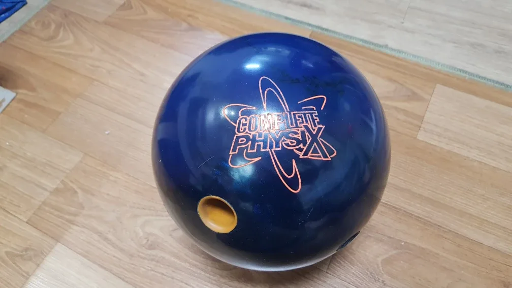 가격인하) 스톰 콤플리트피직스 15파운드 중고볼링볼 팝니다!
