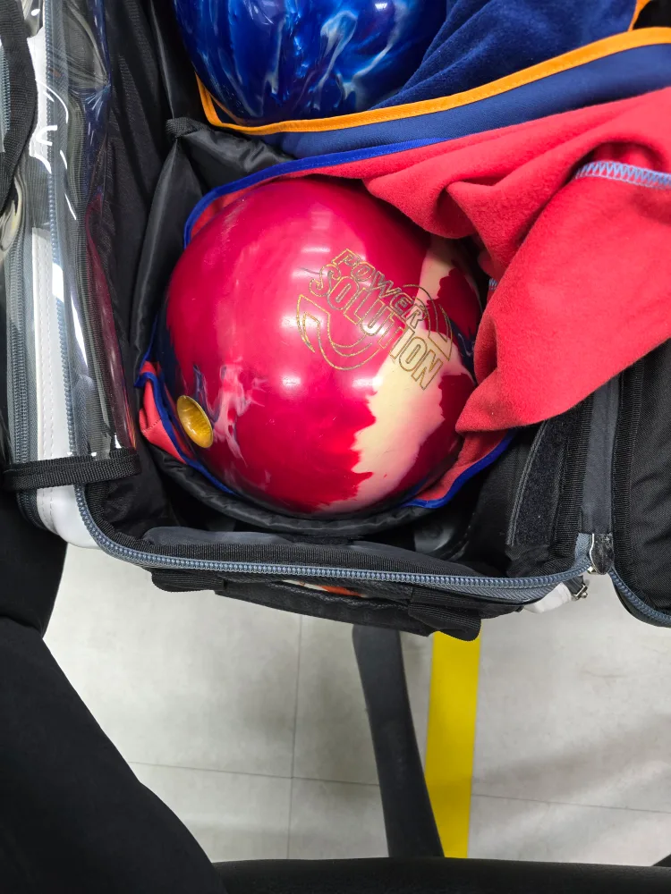 중고 볼링공 팔아요