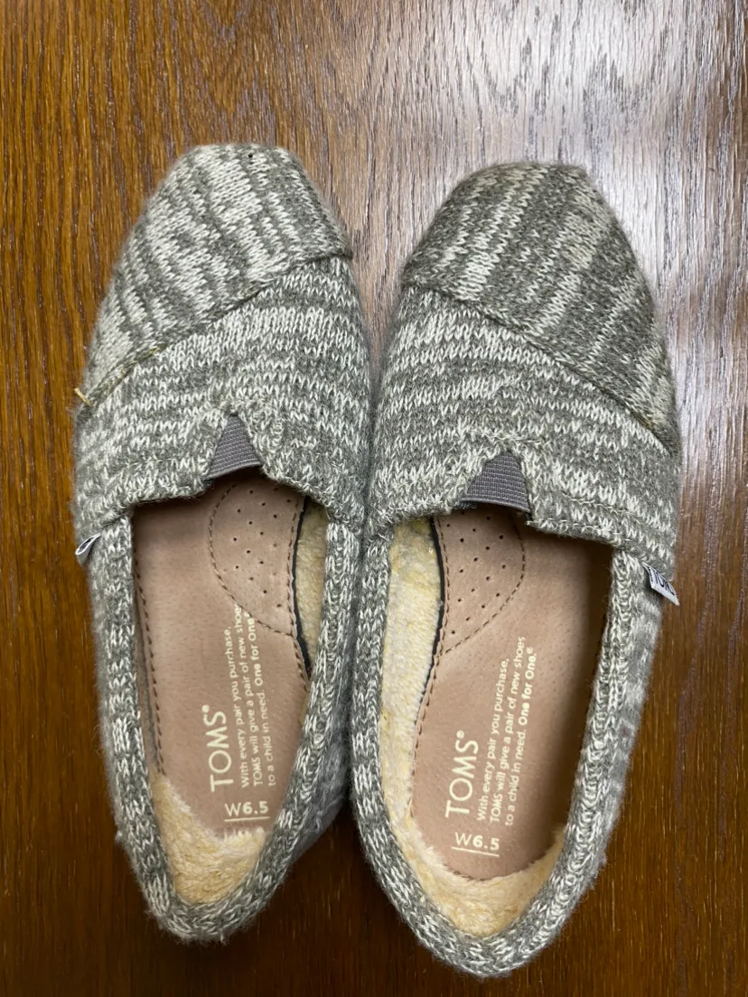 중고 탐스 판매합니다