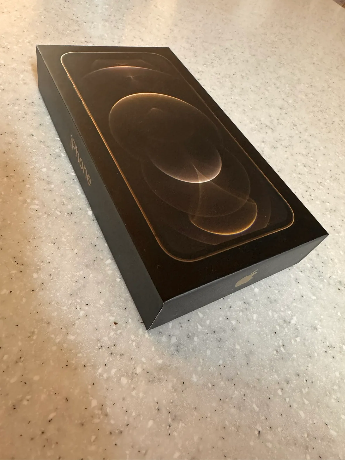 아이폰 12 프로 골드색상 128G 중고