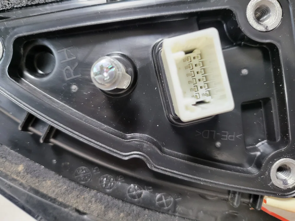 올뉴투싼TL  7핀순정사이드미러중고